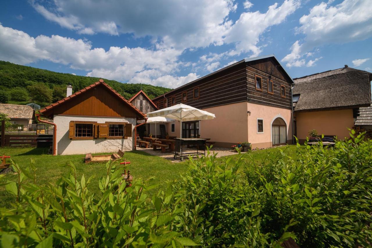 Penzión Starý Hostinec Banská Štiavnica Exterior foto